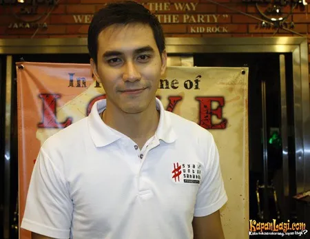 Foto Darius Sinathrya