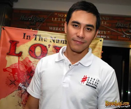 Foto Darius Sinathrya