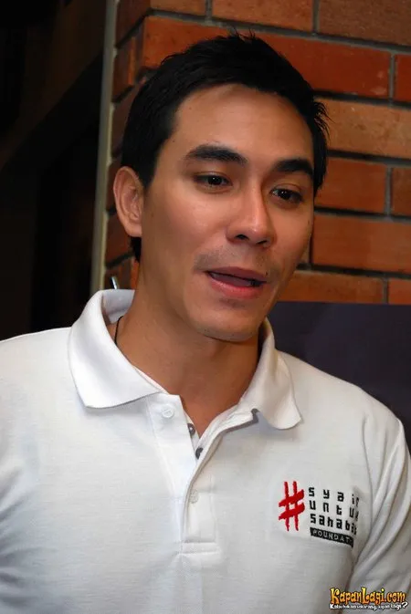 Foto Darius Sinathrya