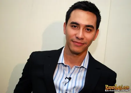 Foto Darius Sinathrya