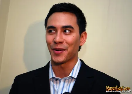 Foto Darius Sinathrya