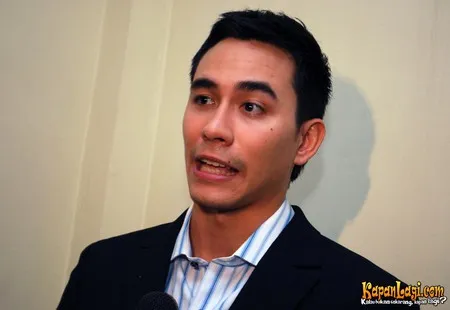 Foto Darius Sinathrya