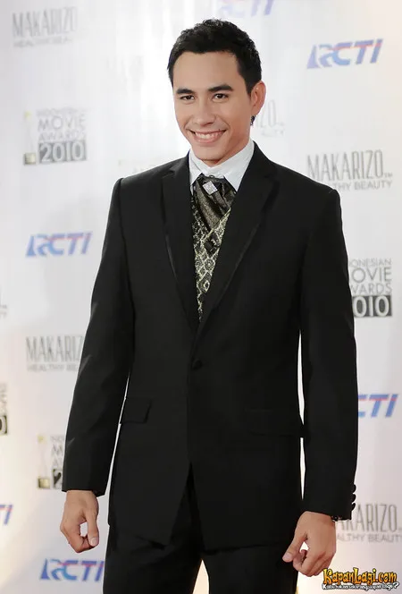 Foto Darius Sinathrya