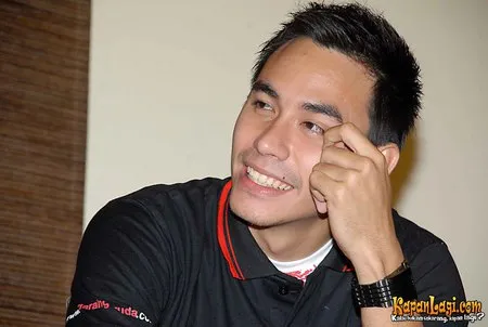 Foto Darius Sinathrya