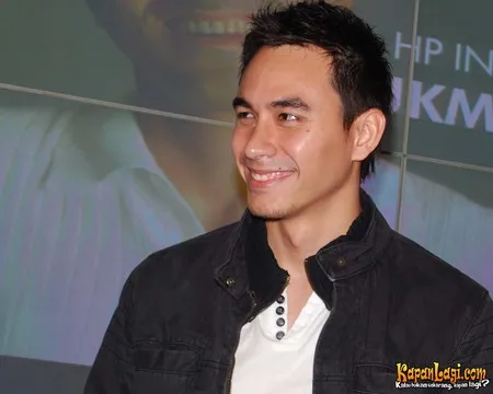 Foto Darius Sinathrya