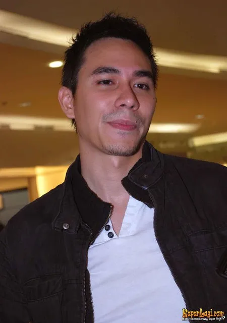 Foto Darius Sinathrya