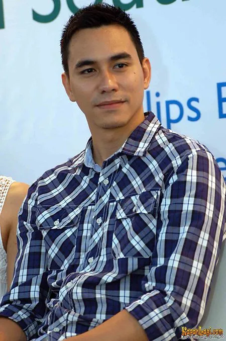 Foto Darius Sinathrya