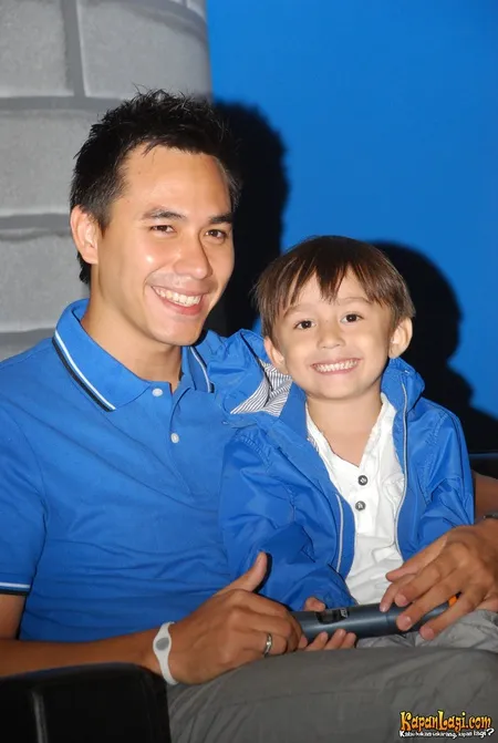 Foto Darius Sinathrya