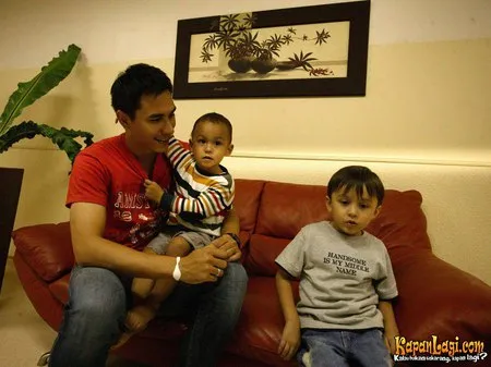 Foto Darius Sinathrya