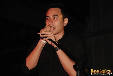 Foto Darius Sinathrya