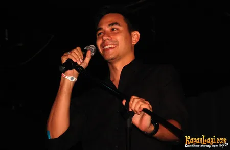 Foto Darius Sinathrya