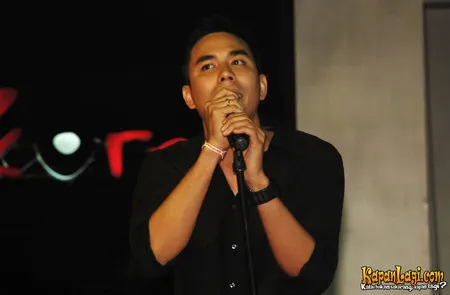 Foto Darius Sinathrya