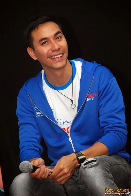 Foto Darius Sinathrya