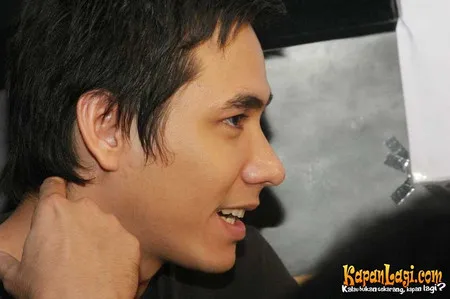 Foto Darius Sinathrya