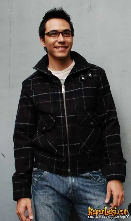 Foto Darius Sinathrya