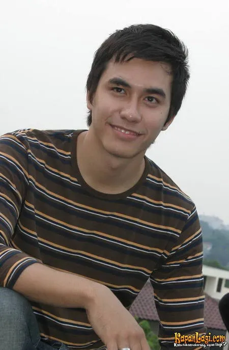 Foto Darius Sinathrya