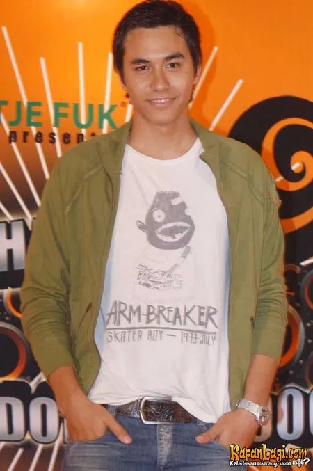 Foto Darius Sinathrya