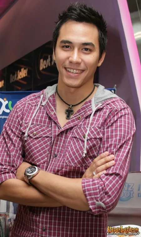 Foto Darius Sinathrya