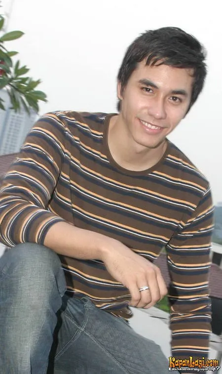 Foto Darius Sinathrya