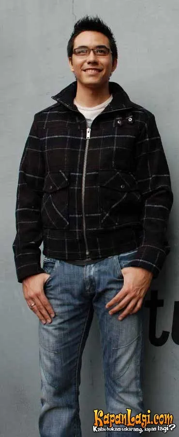 Foto Darius Sinathrya