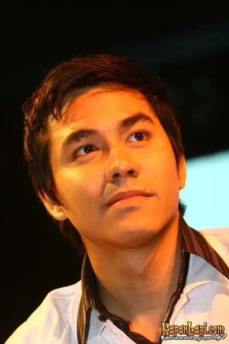 Foto Darius Sinathrya