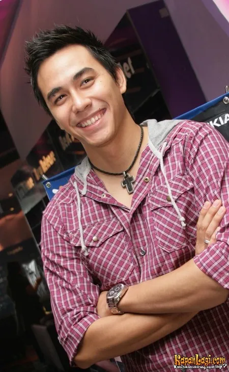 Foto Darius Sinathrya