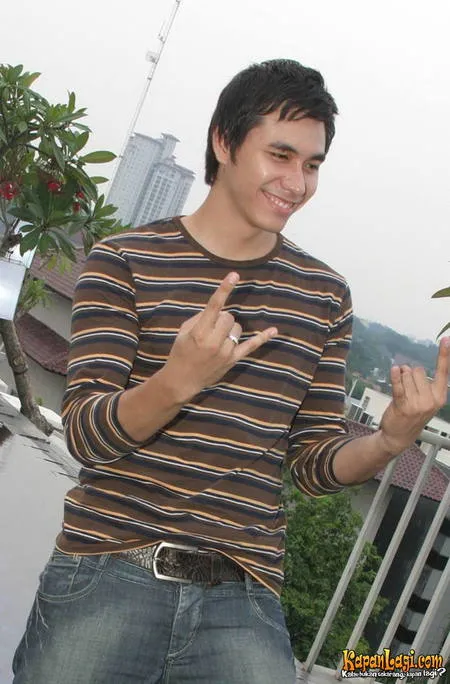 Foto Darius Sinathrya