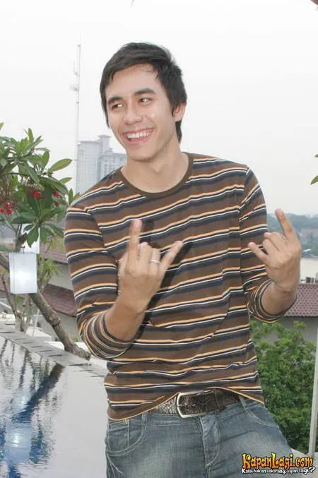 Foto Darius Sinathrya