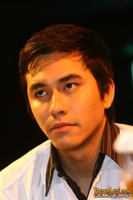 Foto Darius Sinathrya