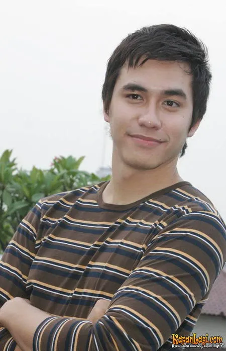 Foto Darius Sinathrya