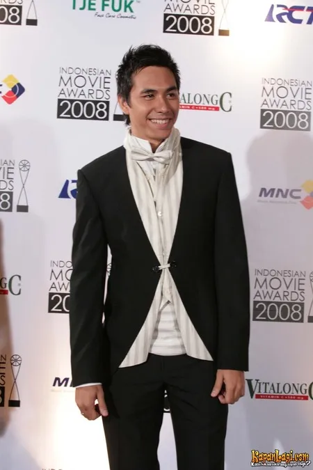 Foto Darius Sinathrya