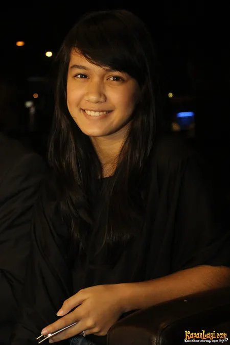 Foto Dea Annisa