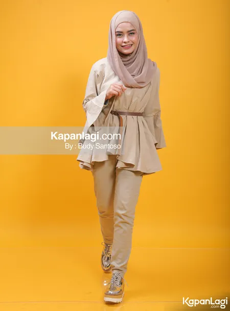 Foto Dea Noura. Nomor Foto: 003