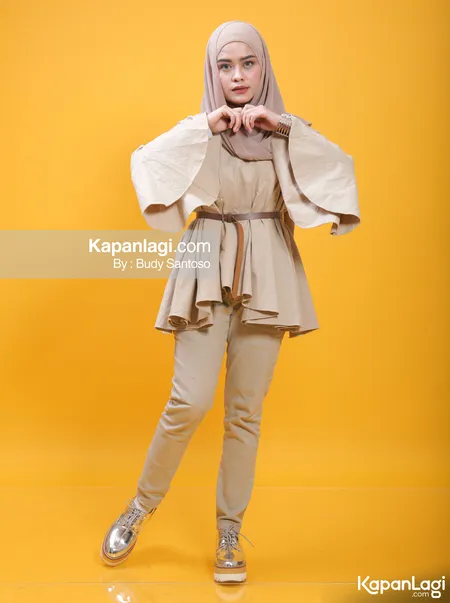 Foto Dea Noura. Nomor Foto: 007