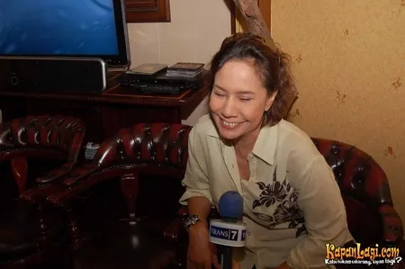 Foto Debby Sahertian