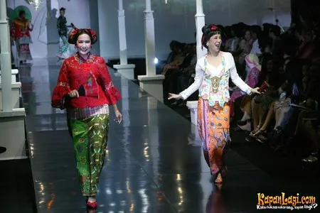 Foto Debby Sahertian