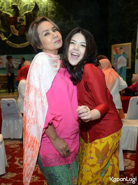 Foto Debby Sahertian