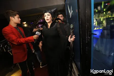 Foto Debby Sahertian