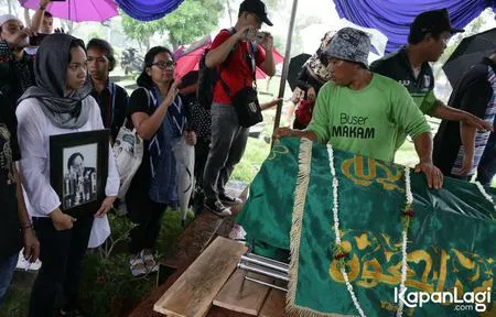 Foto Deddy Sutomo