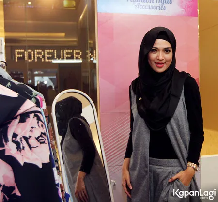 Foto Delia Septianti