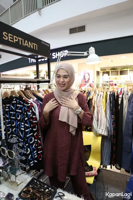 Foto Delia Septianti