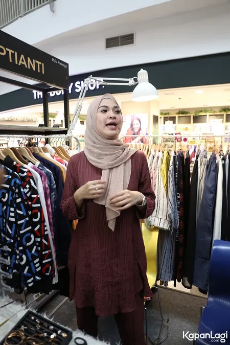 Foto Delia Septianti