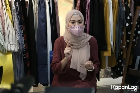 Foto Delia Septianti