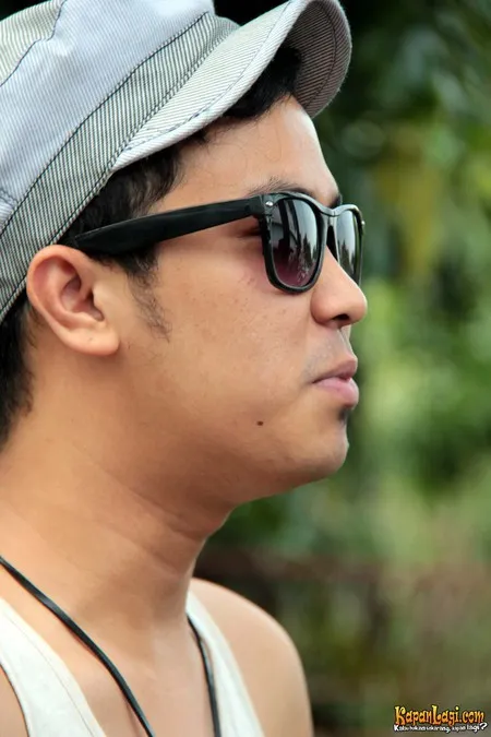 Foto Dennis Lyla