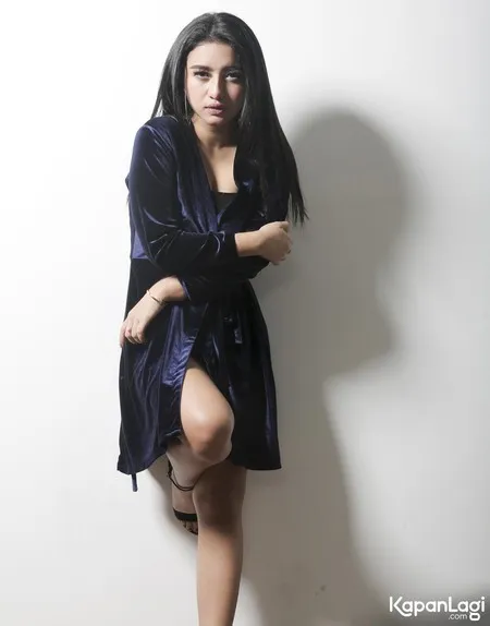 Foto Desi Tata