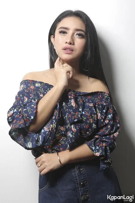 Foto Desi Tata