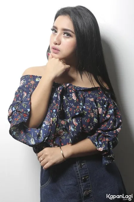 Foto Desi Tata