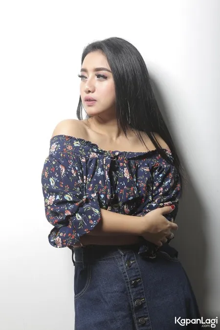 Foto Desi Tata
