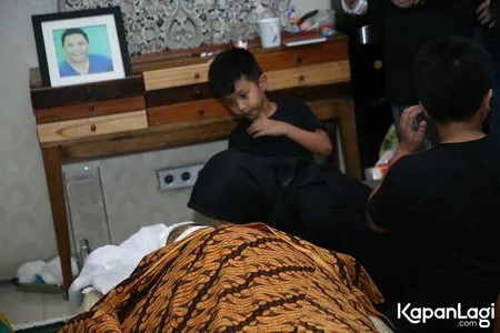 Foto Dessy Rosalianita