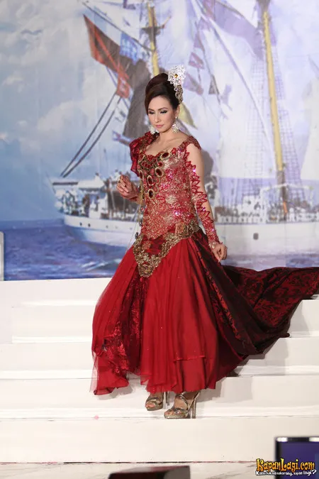 Foto Deswita Maharani